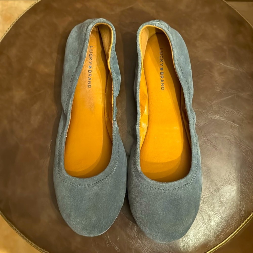 Ballet flats in blue